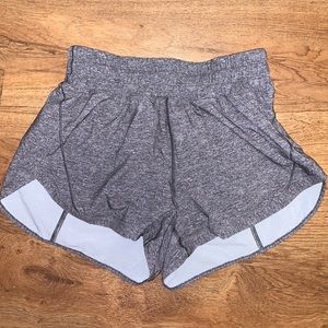 LULULEMON TRACK THAT HIGH-RISE SHORT 3" LINED